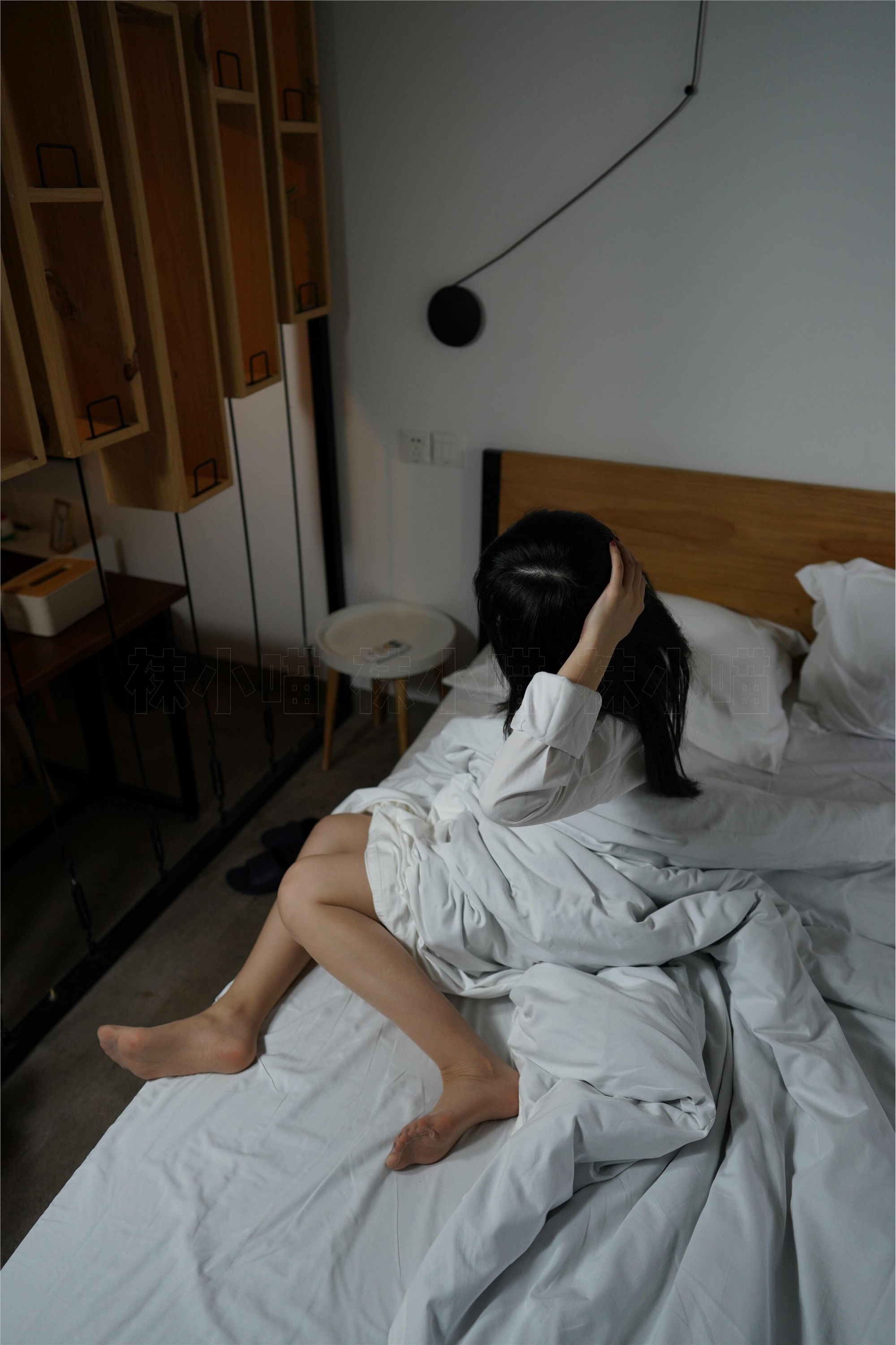 kittyWawa袜小喵  KT247 同事帮我修电视：上